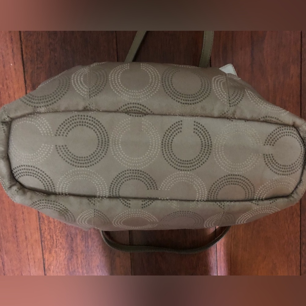 Coach Madison Op Art Dotted Shoulder Bag - Picture 9 of 12